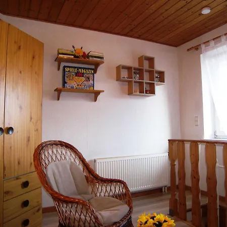 Ferienwohnung Stahl Apartment Gothen